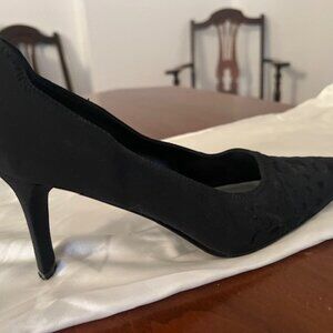LADIES BLACK DRESS SHOES
